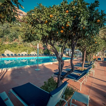 فندق Grand Miramare 4*
